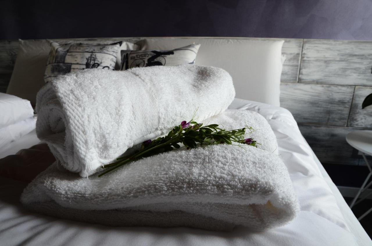 Atmosfere Charme & Country Hotel Borgo San Mauro Екстериор снимка