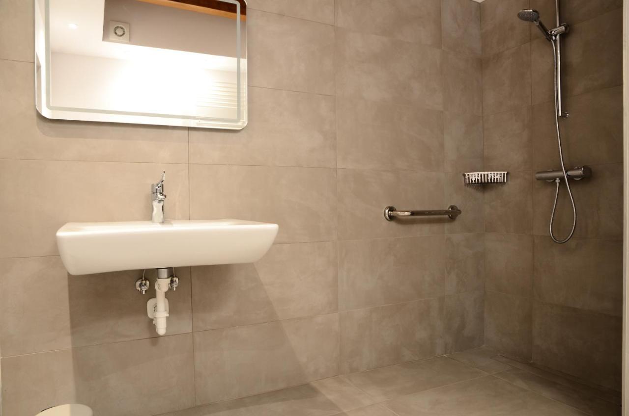 Atmosfere Charme & Country Hotel Borgo San Mauro Екстериор снимка