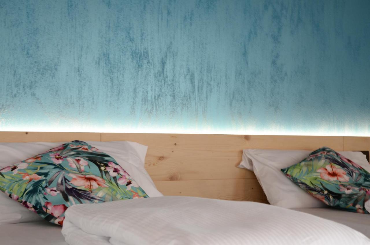 Atmosfere Charme & Country Hotel Borgo San Mauro Екстериор снимка
