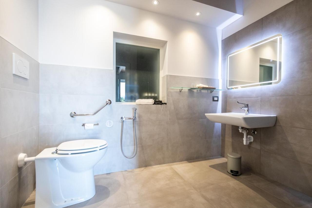 Atmosfere Charme & Country Hotel Borgo San Mauro Екстериор снимка